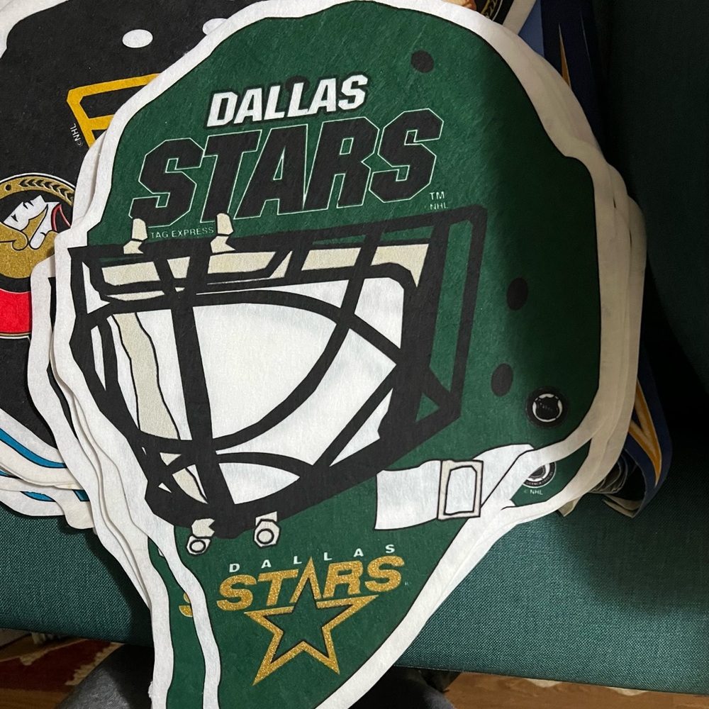 Brand new Dallas Stars pennant